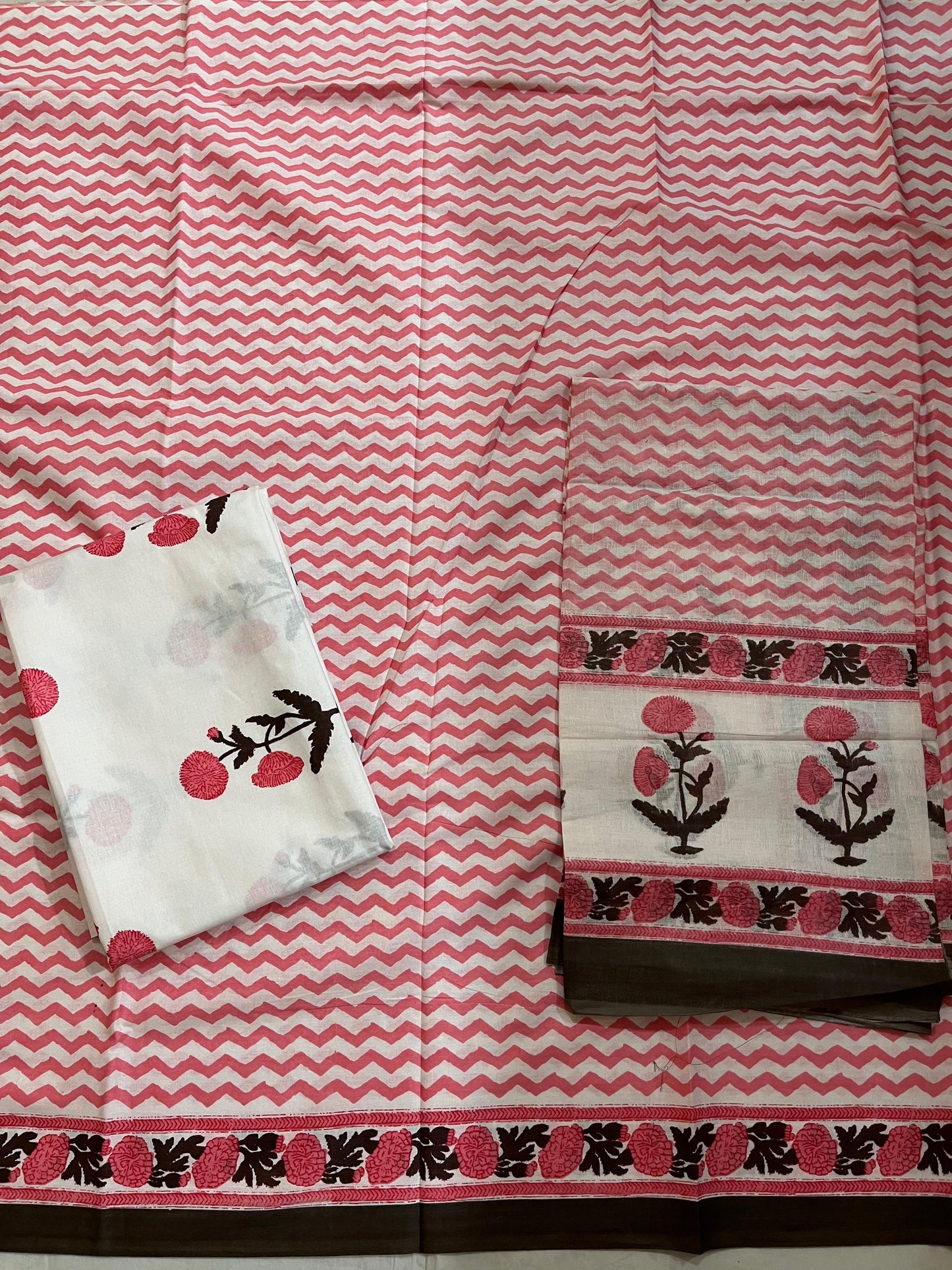 ₹525! Deeptex cotton printed dress material