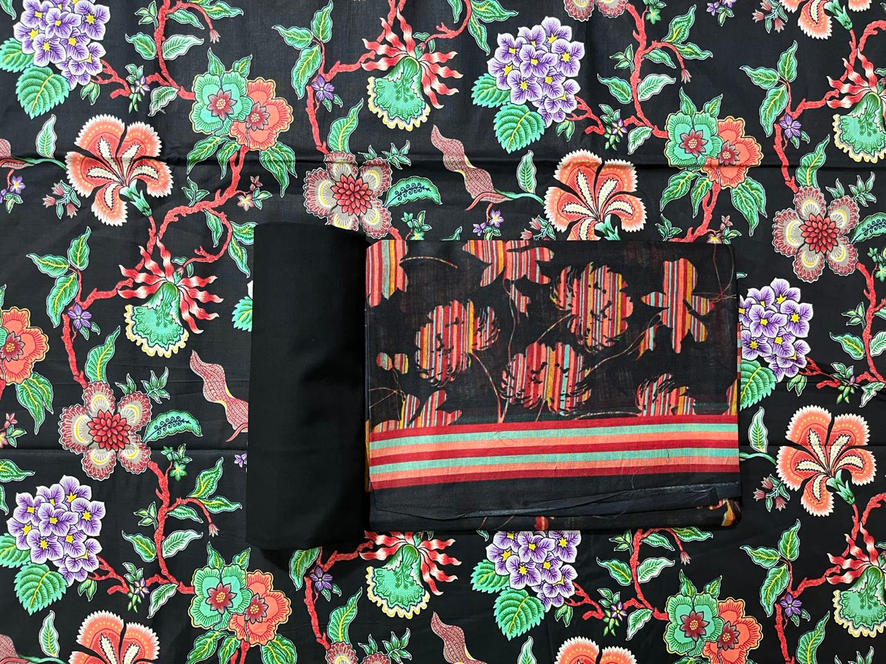₹ 699! Jiafashion Lawn Cotton Dress Materials