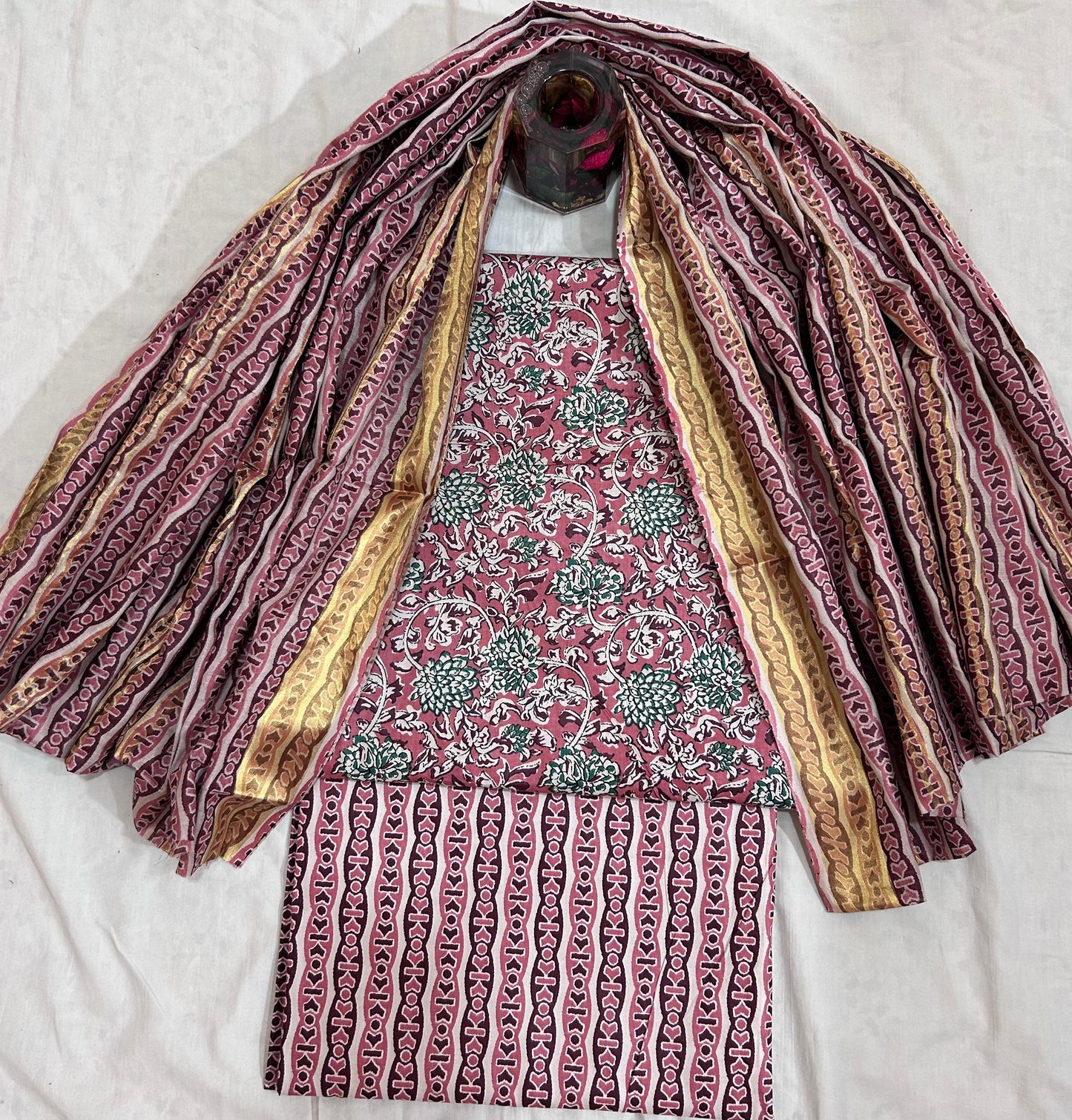 ₹649! Jiafashion lawn cotton printed dress material