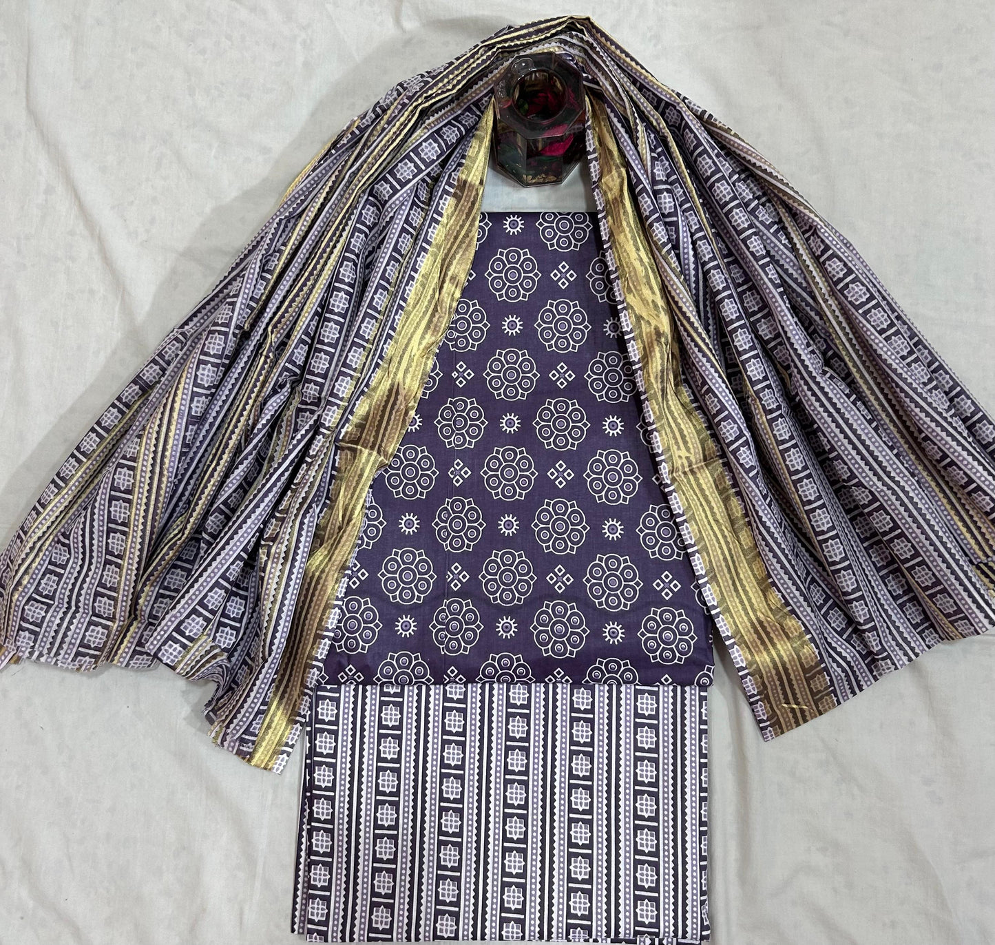 ₹649! Jiafashion lawn cotton printed dress material