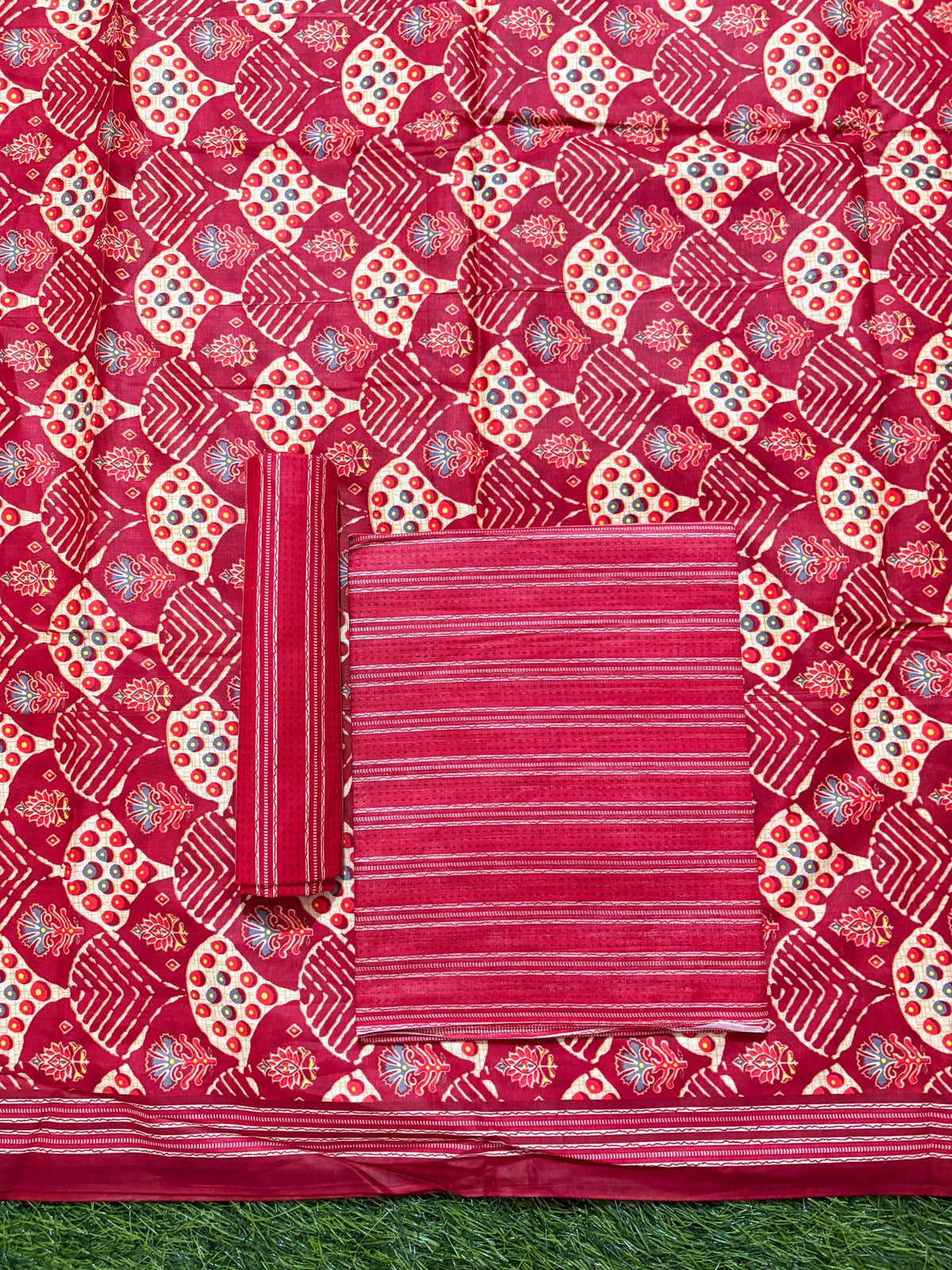 ₹549! Jiafashion Ajrakh Print Cotton Dress Materials