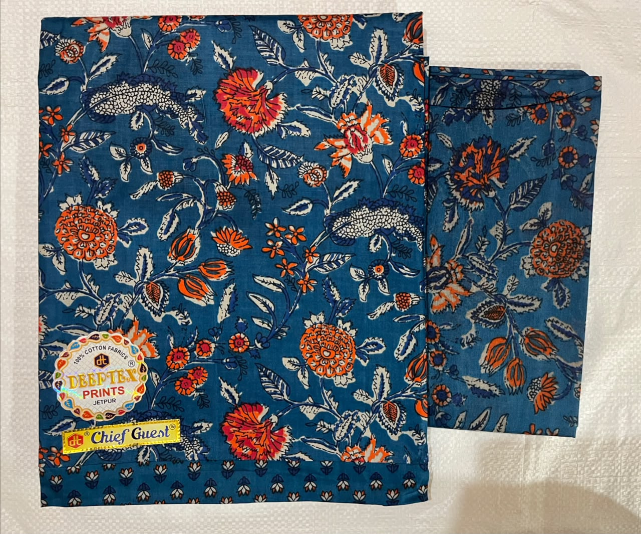 ₹ 699! Deeptex Cambric Cotton Dress Materials