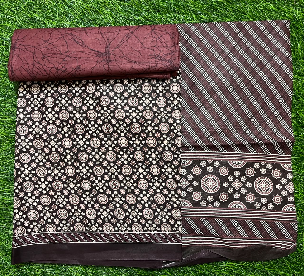 ₹549! Jiafashion Soft Cotton Dress Materials