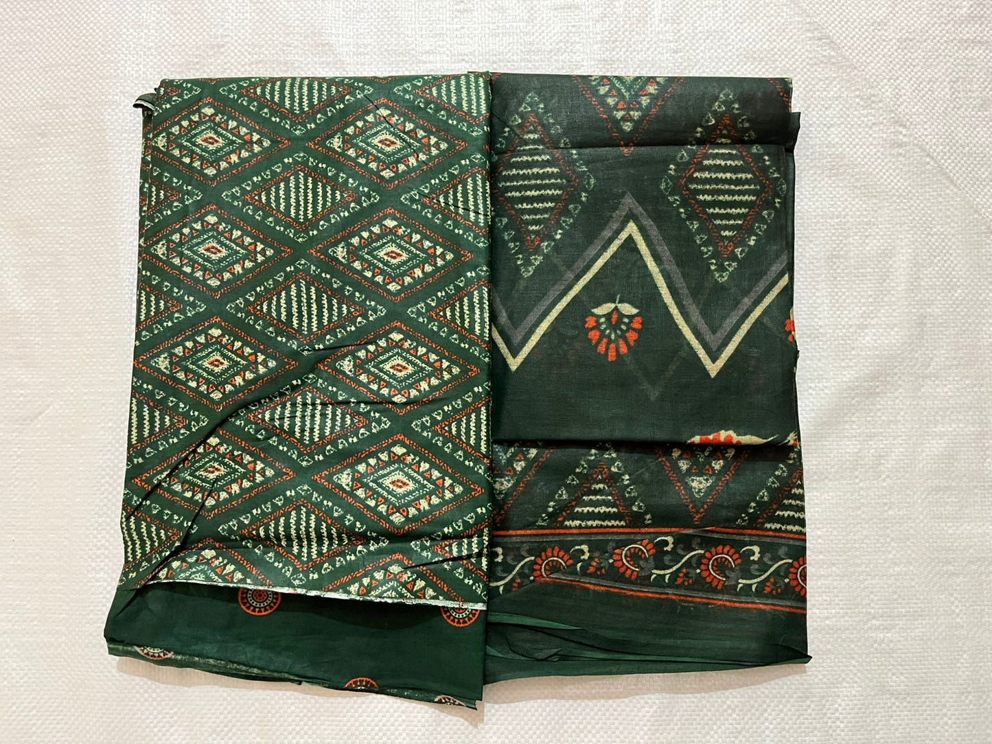 ₹599! Jiafashion soft cotton dress materials