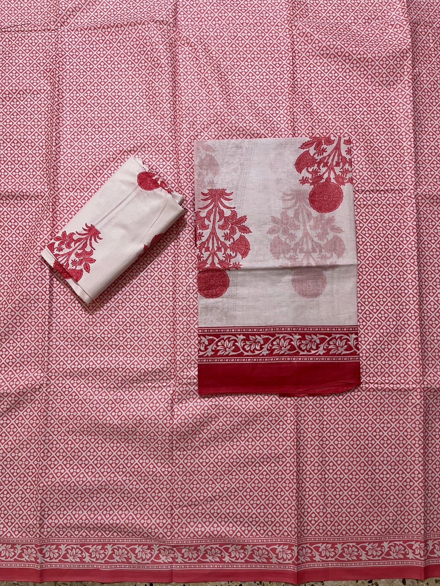 ₹575! Jiafashion Cotton Printed Suits