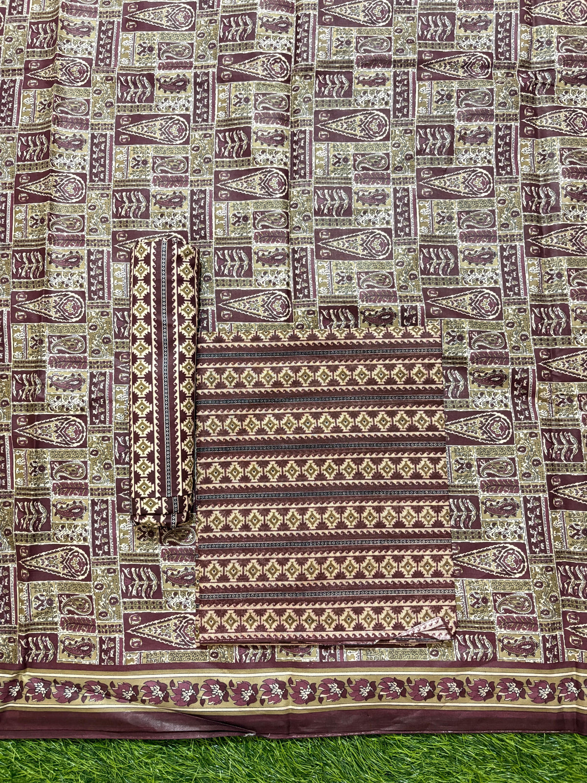 ₹549! Jiafashion Ajrakh Print Cotton Dress Materials