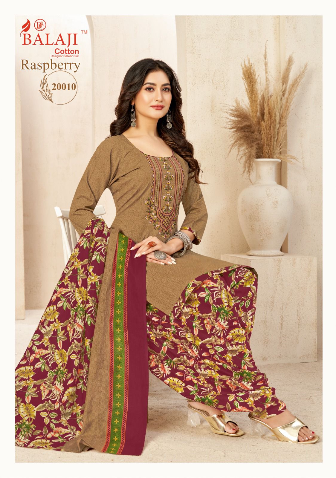 ₹699! Jiafashion Embroidery cotton dress materials
