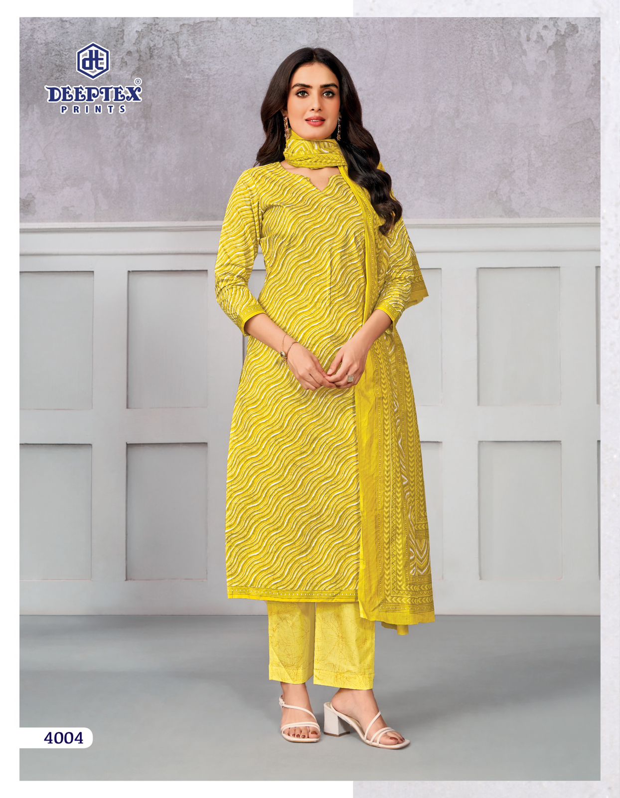 ₹599! Deeptex cambric cottn printed dress materials