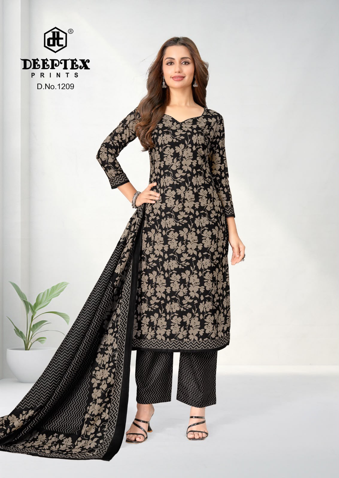 ₹549! Jiafashion Cotton Printed Dress Materials