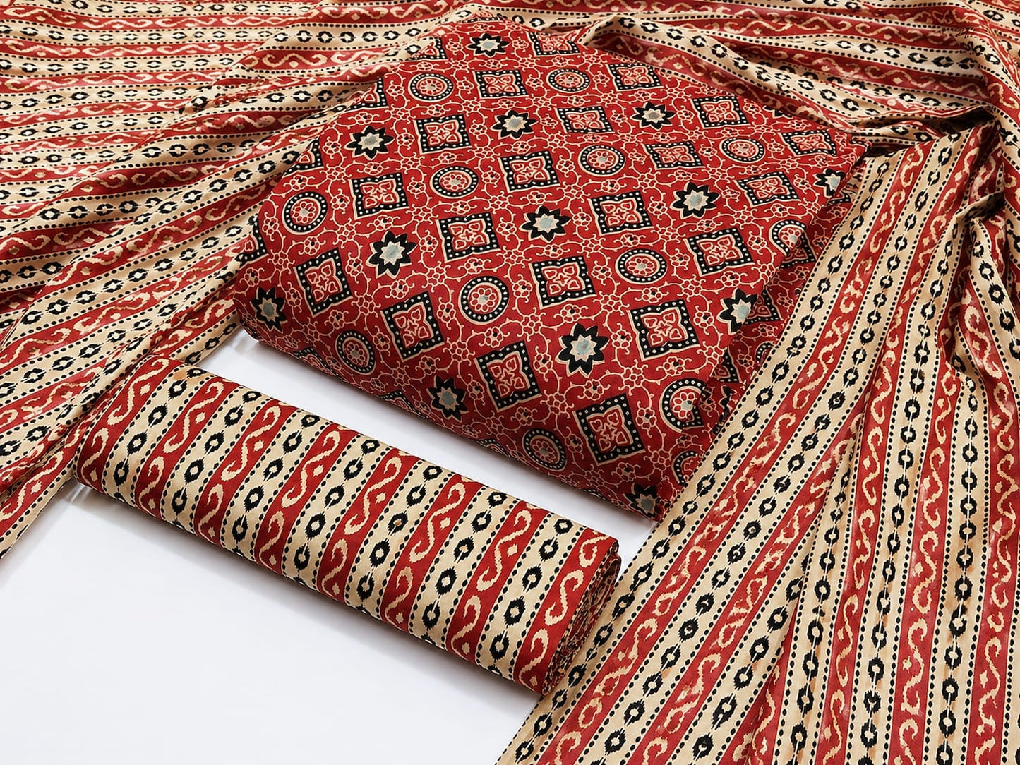 ₹649! Jiafashion Cotton Dress Materials